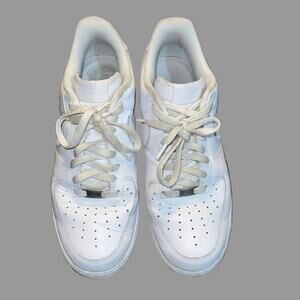 Nike Air Force 1 Low 07 Mens Size 12 Triple White Leather Sneakers Classic AF1
